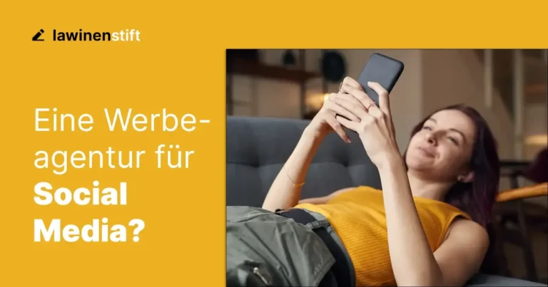 Eine Frau liegt gemütlich und surft auf dem handy | Social Media ist Werbung